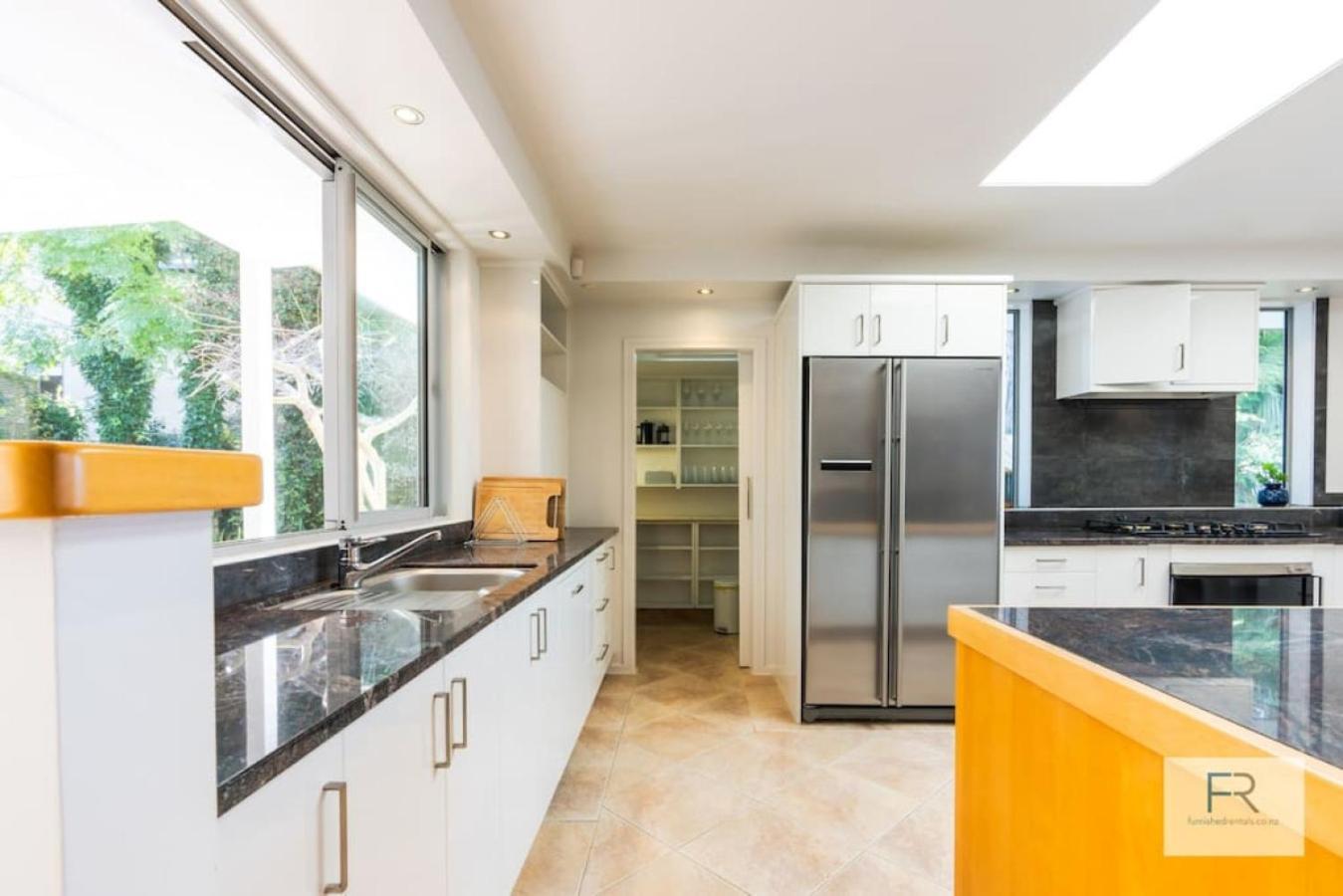 Seaview Haven In Castor Bay *